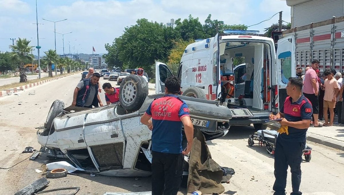 Osmaniye’de otomobil devrildi: 3 kişi yaralandı