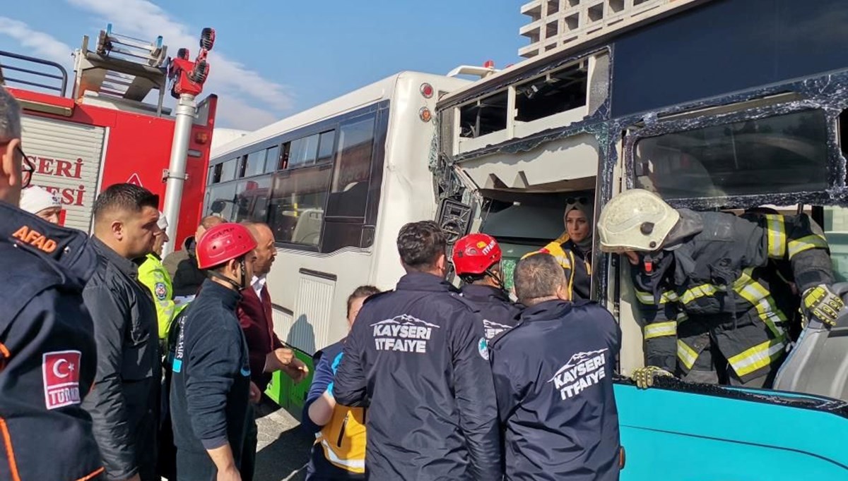 Kayseri'de belediye otobüsü ile özel halk otobüsü çarpıştı: 15 yaralı