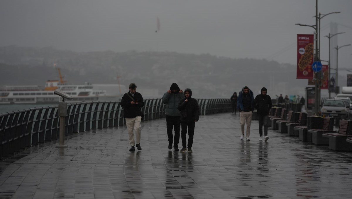 Yurdun yarısına sarı ve turuncu kodlu uyarı: Fırtına ve kar geliyor!