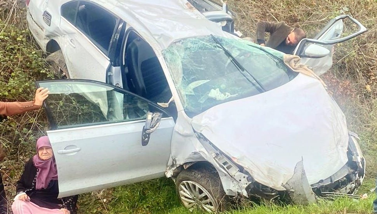 Bursa'da tır çarpan otomobildeki evli çift yaralandı