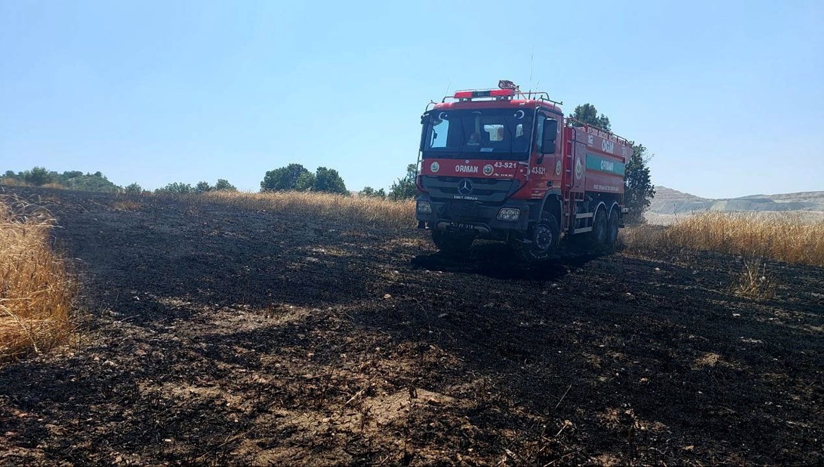 Biçerdöverde çıkan yangın 7 dönümlük tarlayı kül etti