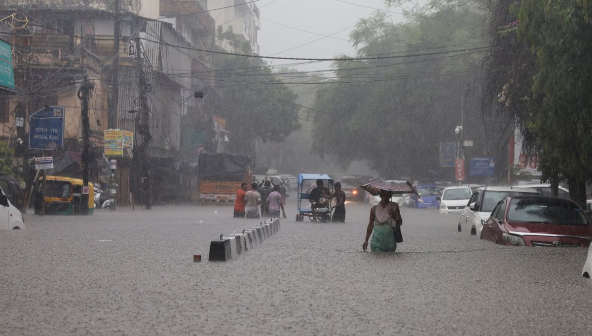 Hindistan'da sel ve heyelan: 28 ölü