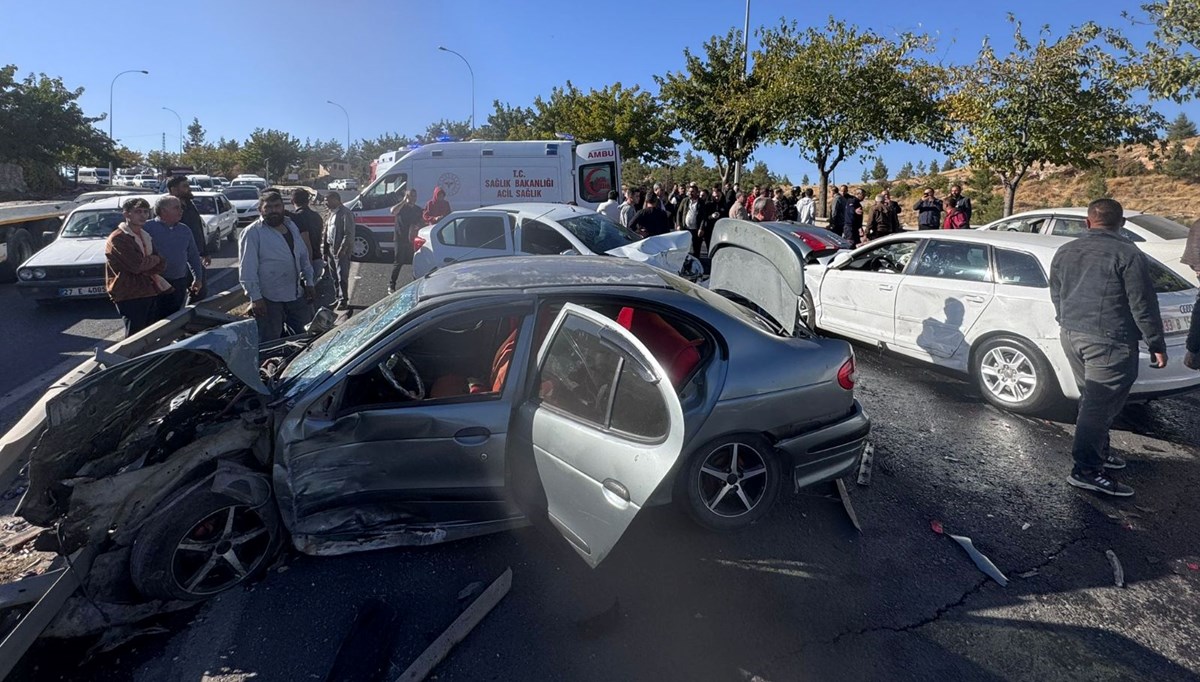 Şanlıurfa'da zincirleme trafik kazası: 7 yaralı