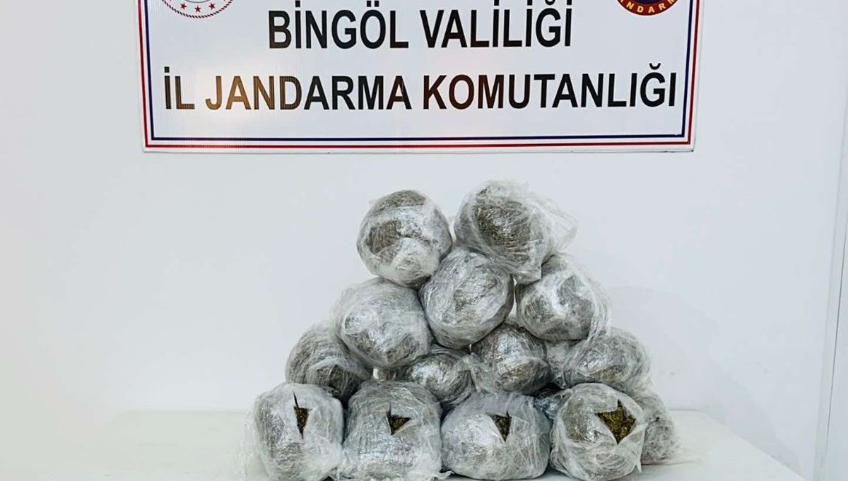 Bingöl'de 8 kilo 750 gram esrar ele geçirildi