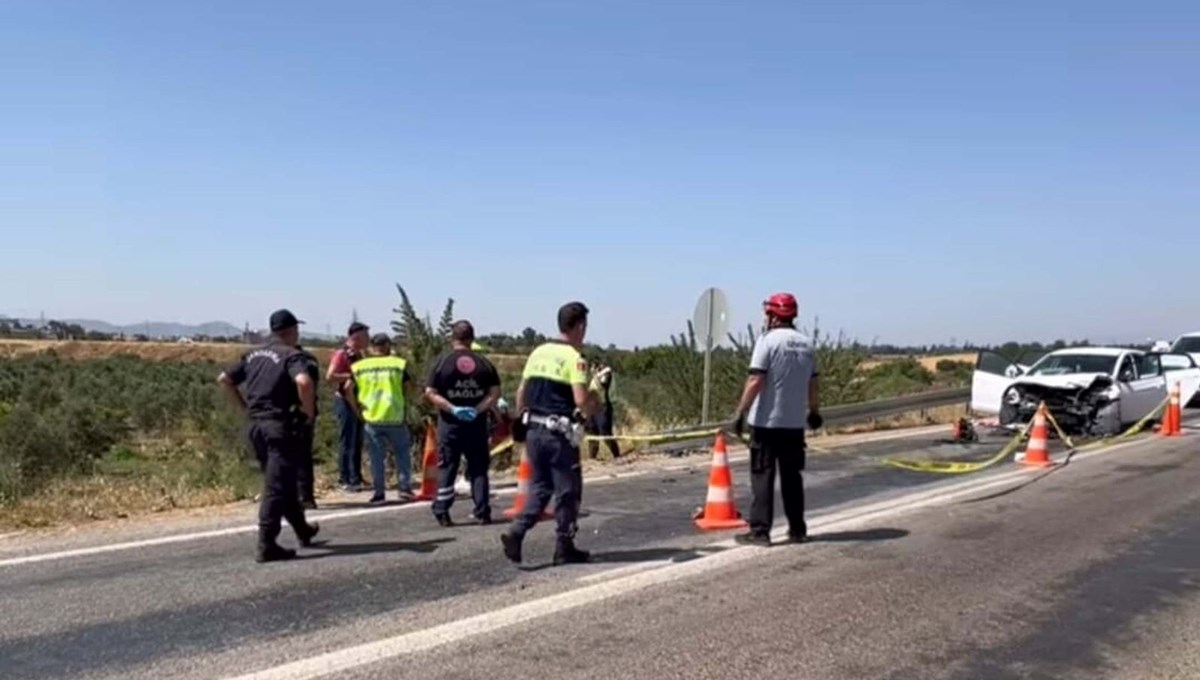 İzmir'de feci kaza | İki otomobil çarpıştı: Karı- koca öldü, 7 yaralı