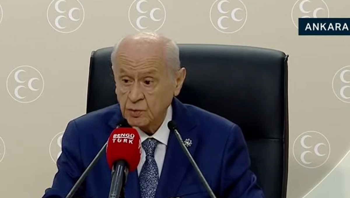 Devlet Bahçeli’den sokak hayvanları düzenlemesine ilişkin açıklama