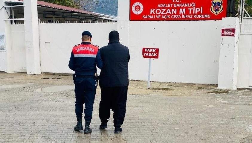 Adana'da iki firari hükümlü yakalandı