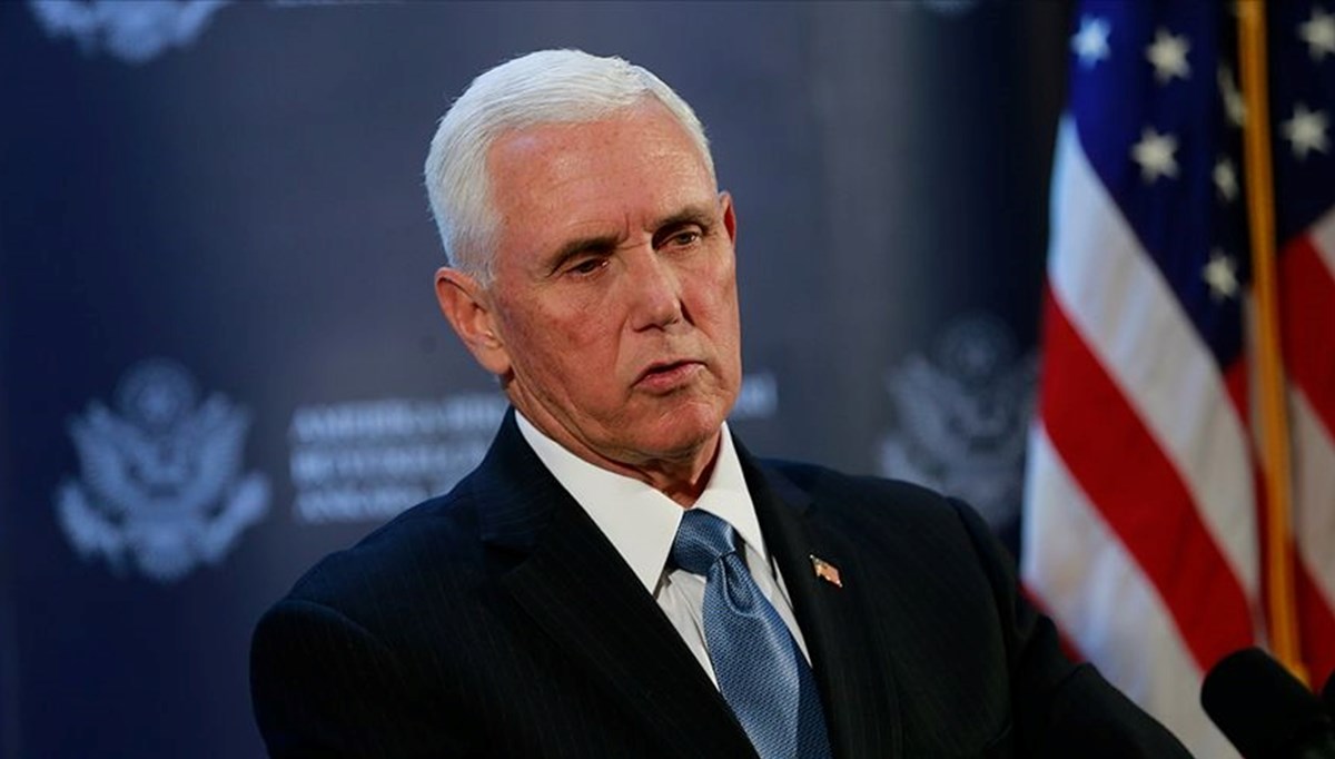 Eski yardımcısı Trump'a rakip oldu: Mike Pence, ABD başkanlığına aday