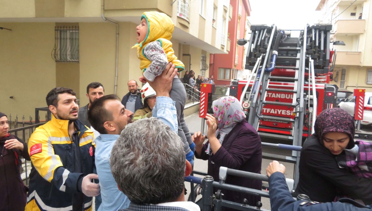 İstanbul'da yangında can pazarı