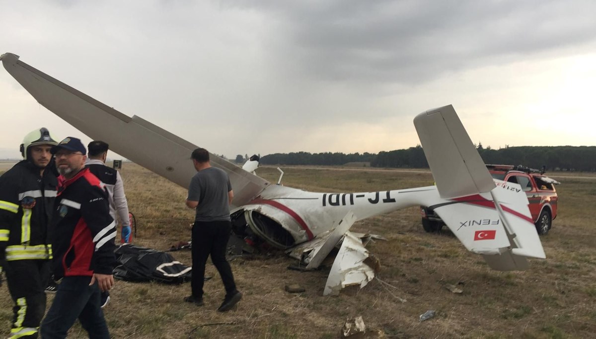 Bursa'da eğitim uçağı düştü: İki pilot hayatını kaybetti