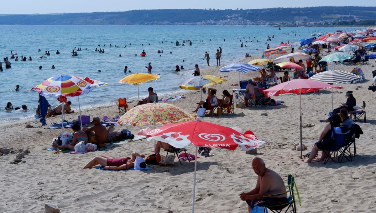 Sabahın erken saatlerinde sahillerde sıcak hava yoğunluğu