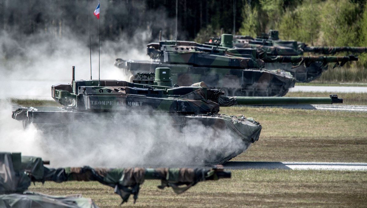 Fransa’dan Ukrayna’ya hafif tank desteği