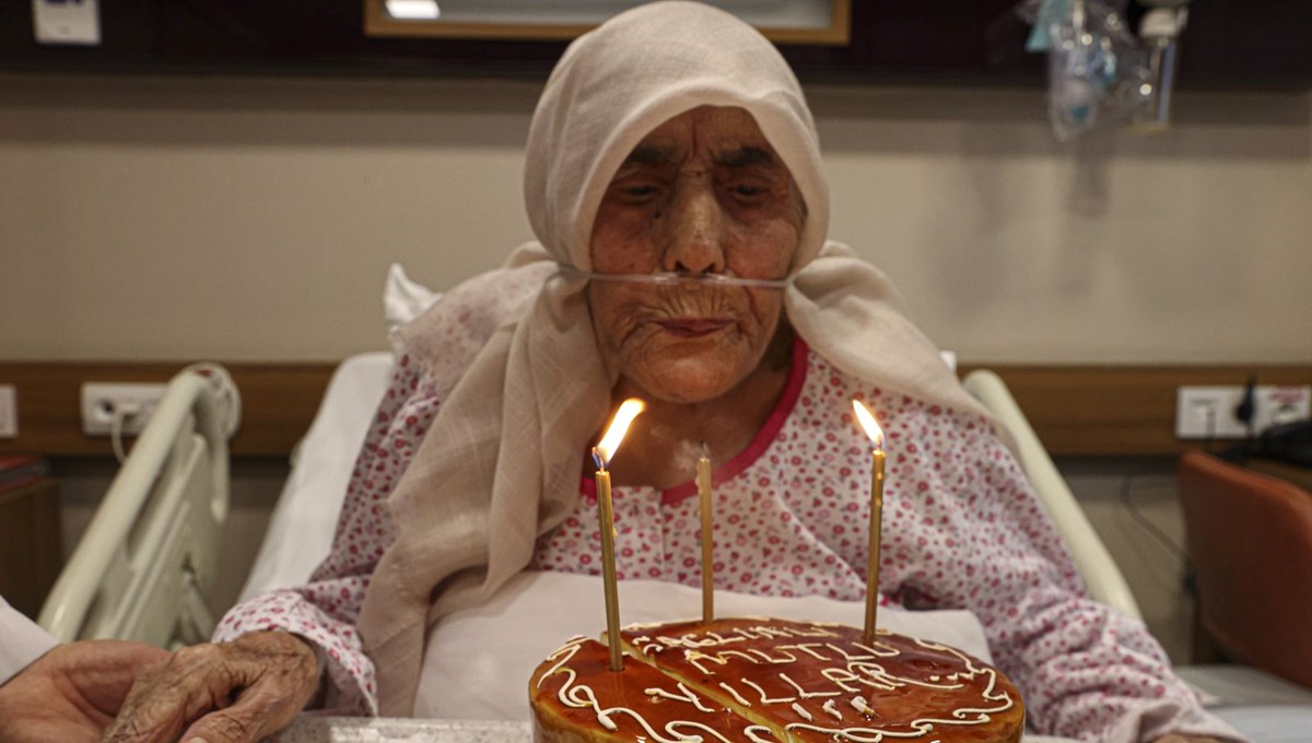 111 yaşındaki Hatice nine hayata beşinci kez 