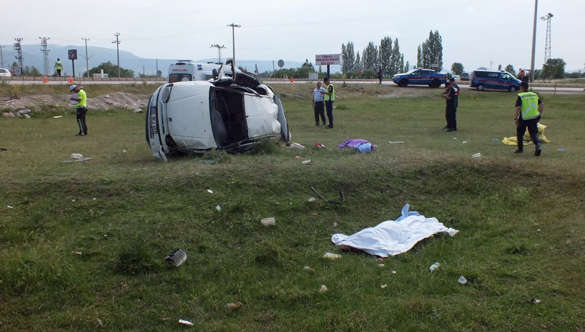 Tokat'ta otomobil şarampole devrildi: 3 ölü, 3 yaralı